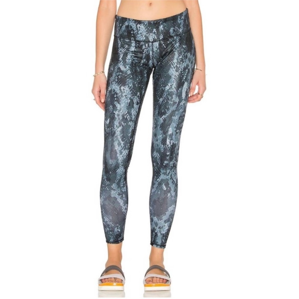 ALO YOGA PYTHON SNAKESKIN AIRBRUSH ATHLETIC GRAY BLUE LEGGINGS S
